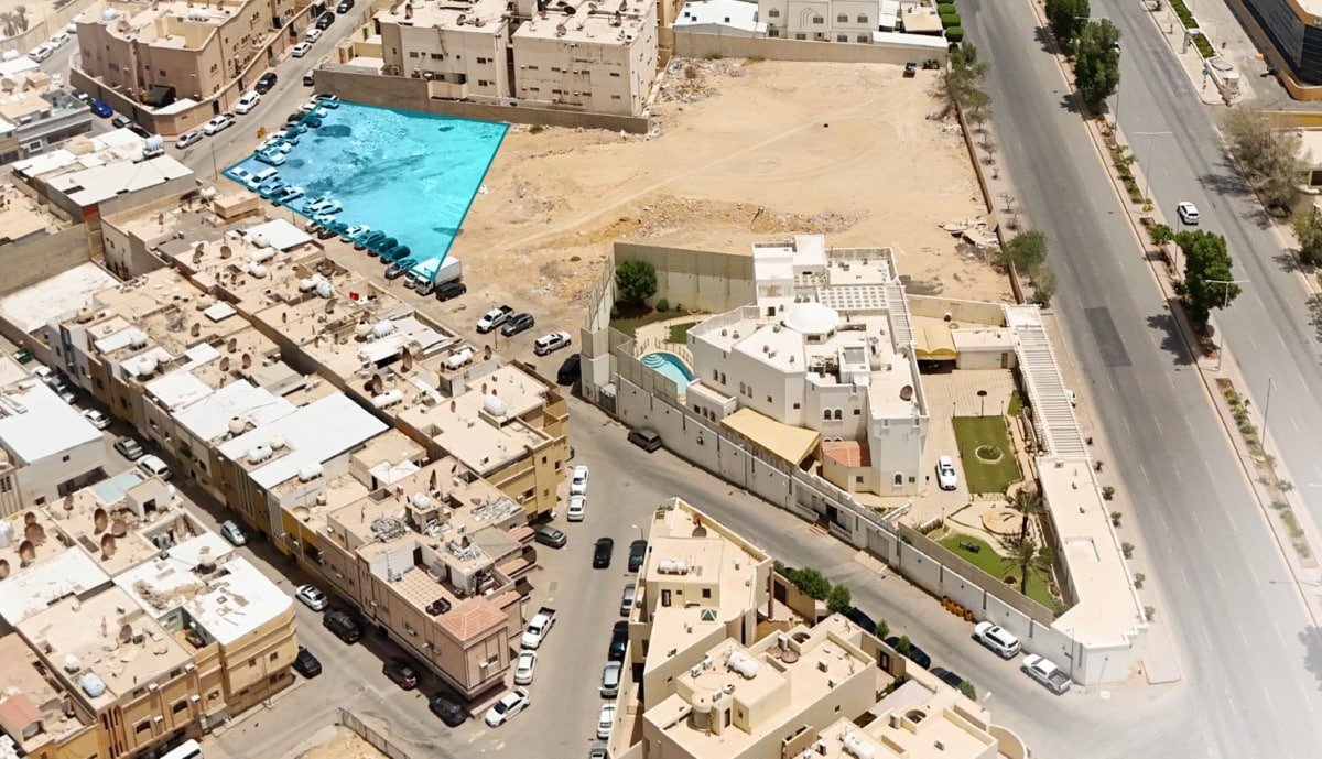 مزاد أريام الرياض
