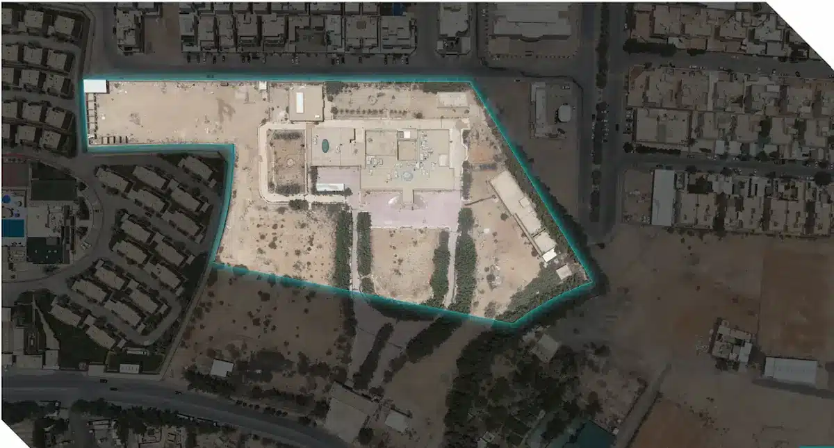 مزاد لور الرياض
